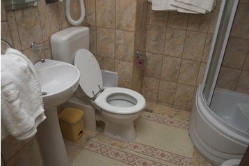 Romania Privát Sinaia, Exterior